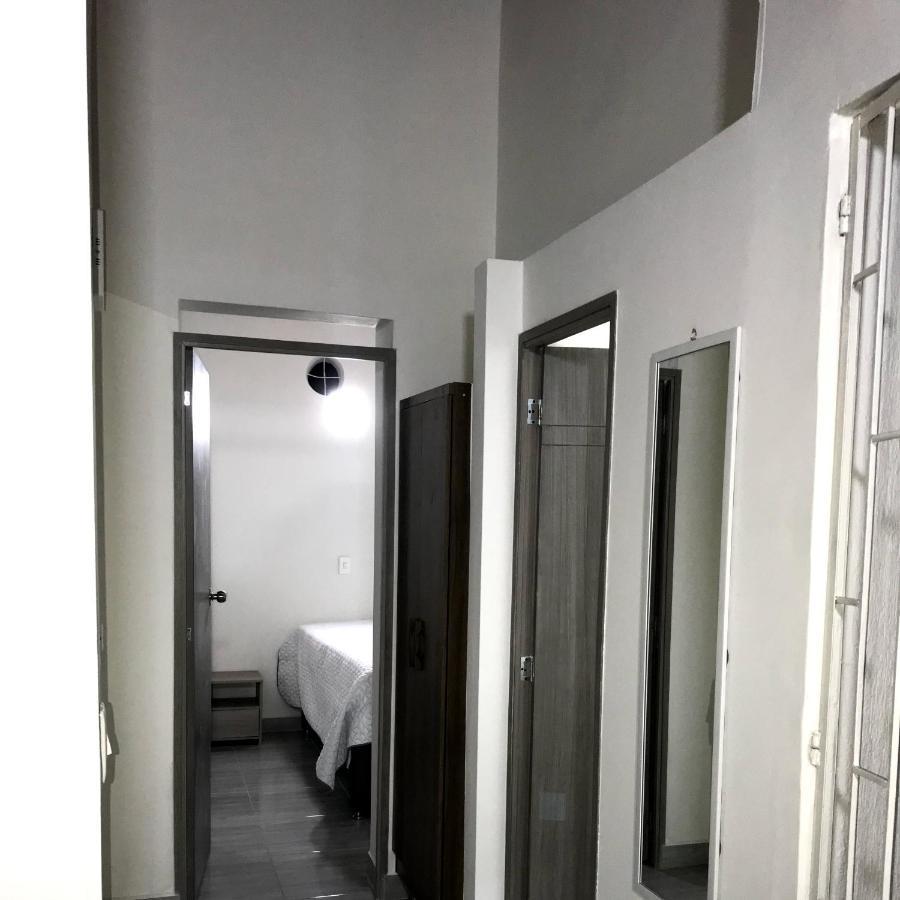 Aparta Estudio Amoblado 4 Medellin, San Joaquin Medellin