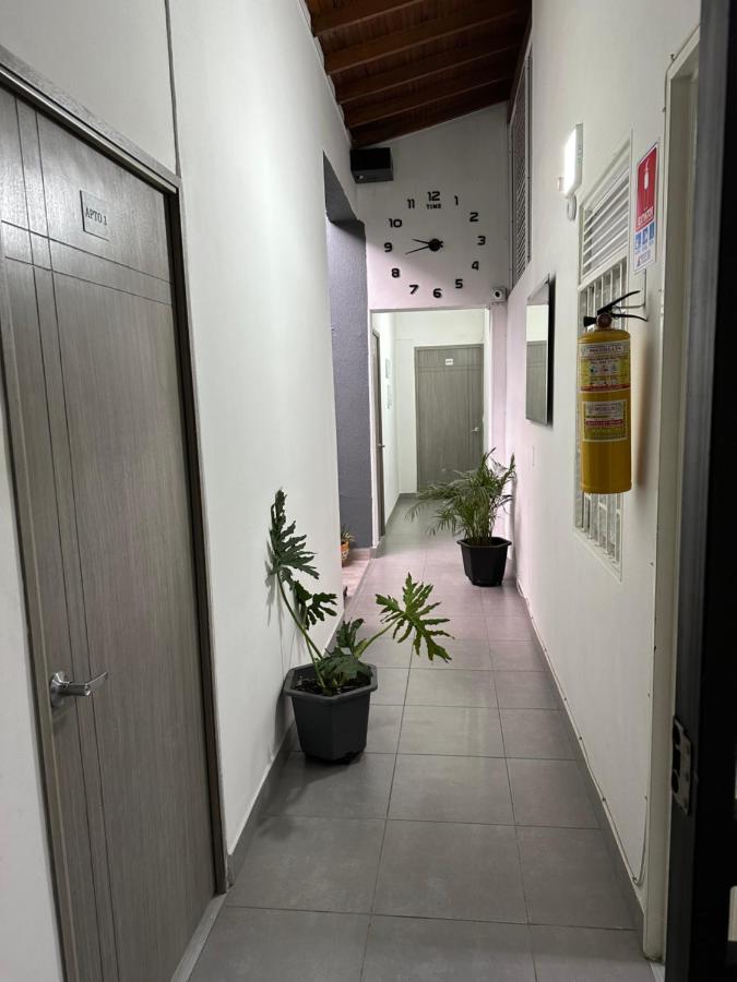 Aparta Estudio Amoblado 4 Medellin, San Joaquin *